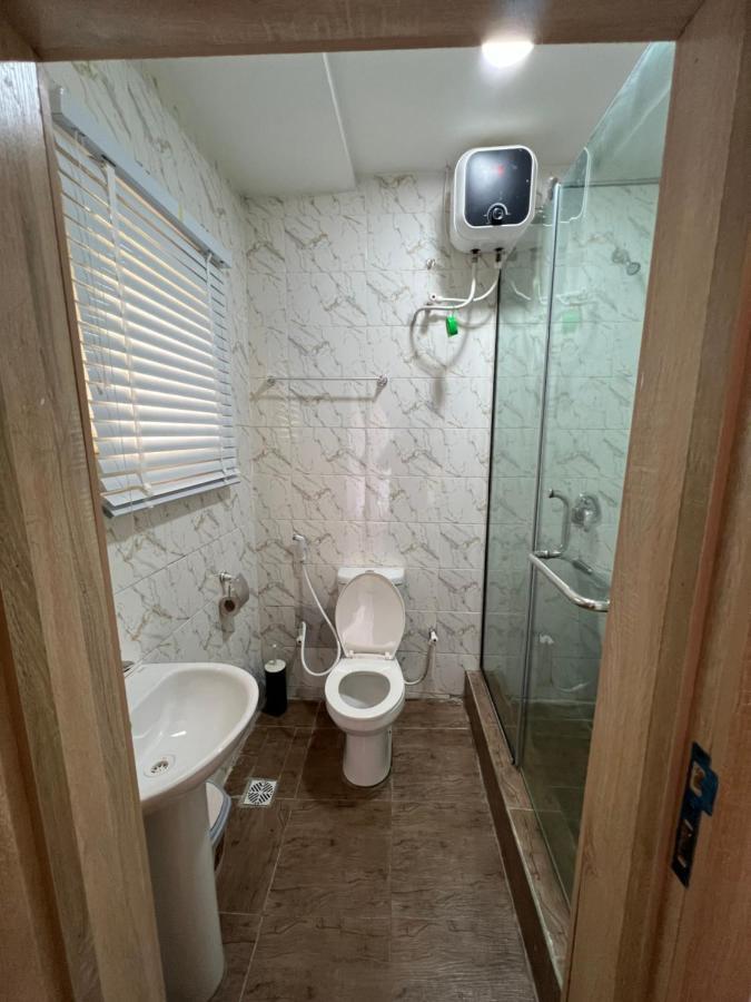 איקג'ה Thapunchline Hotels מראה חיצוני תמונה